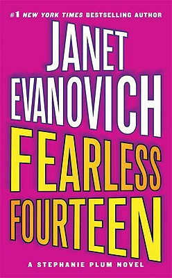 Fearless Fourteen: A Stephanie Plum Novel (Stephanie Plum Novels)