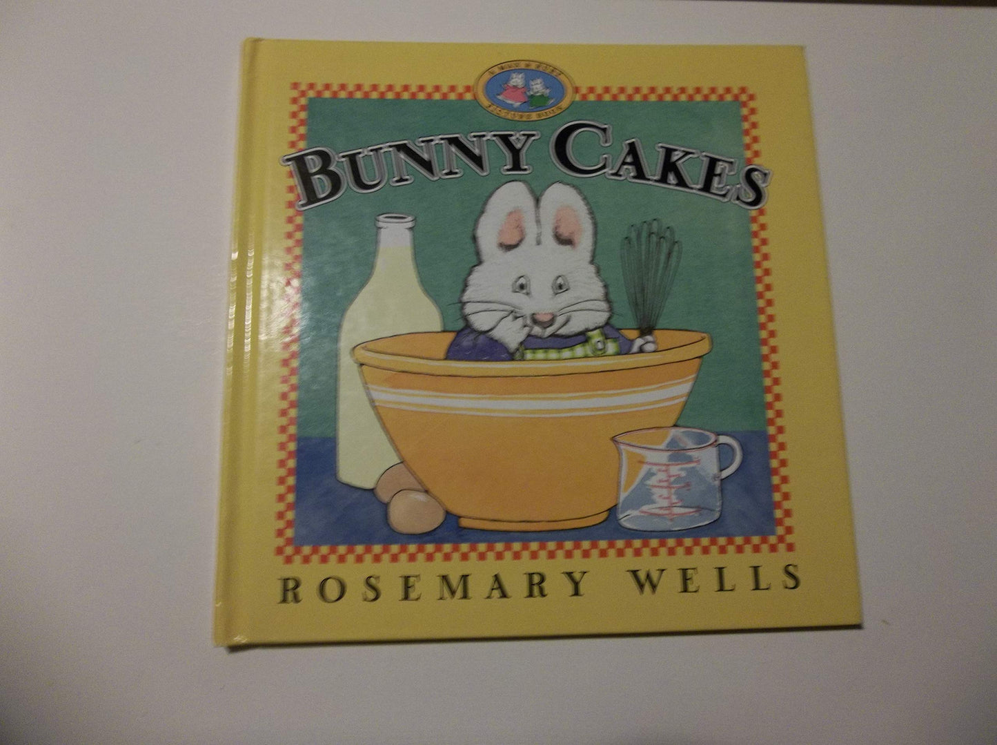 Bunny Cakes (Max and Ruby)